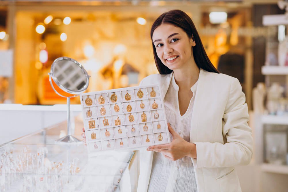 Ratna Aura Lab-Grown Jewellery
